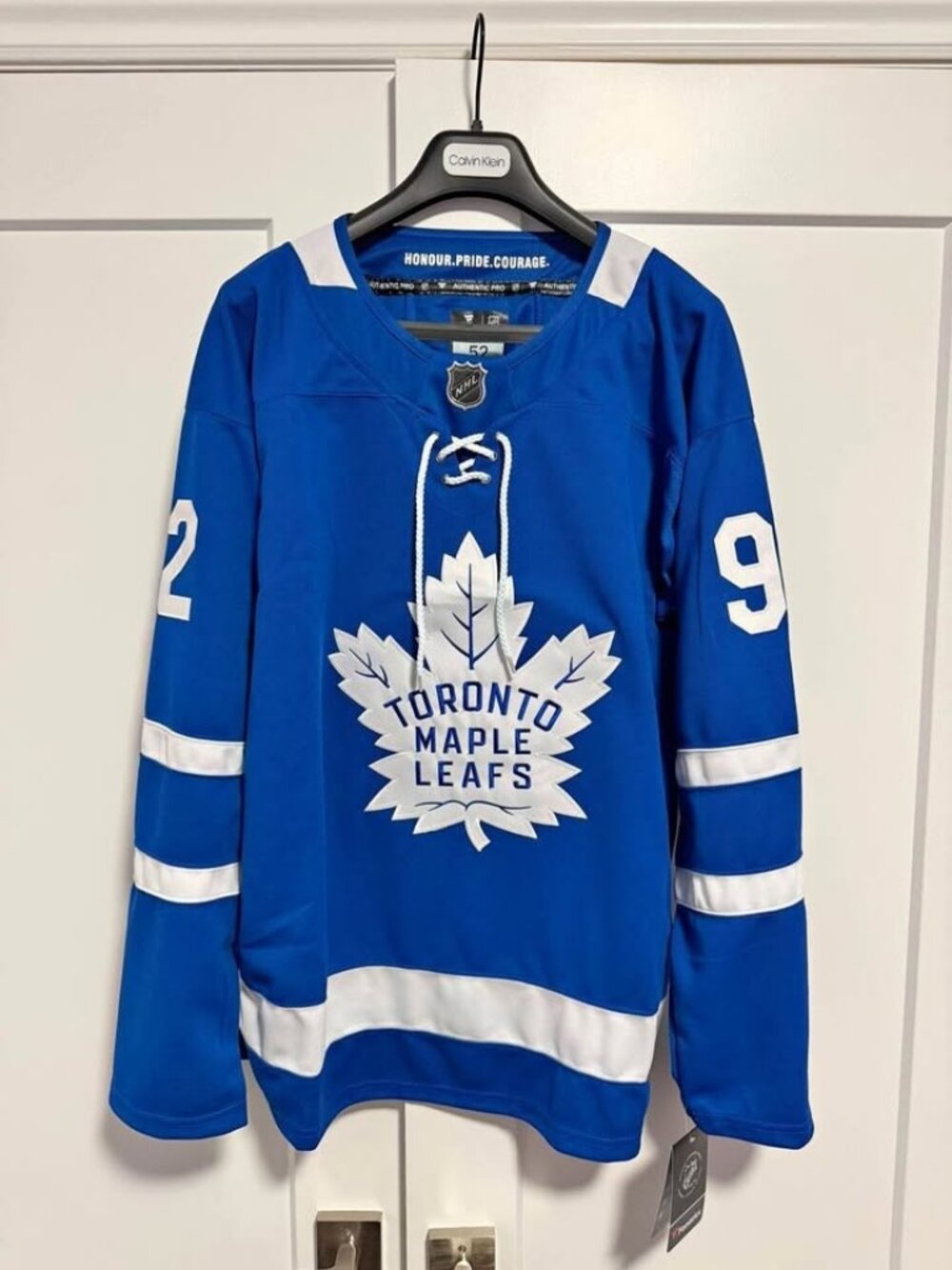 NHL Hockey Toronto Maple Leafs Gavin McKenna #92 Home Jersey Small Blue NEW NWT